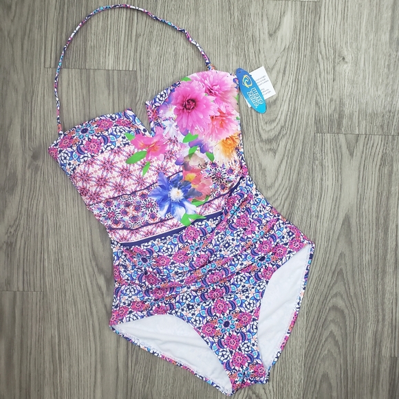 Women's Swimsuit Slimming Rutched One Piece Halter Soft Molded Cups Bulit In Bra - Picture 2 of 7